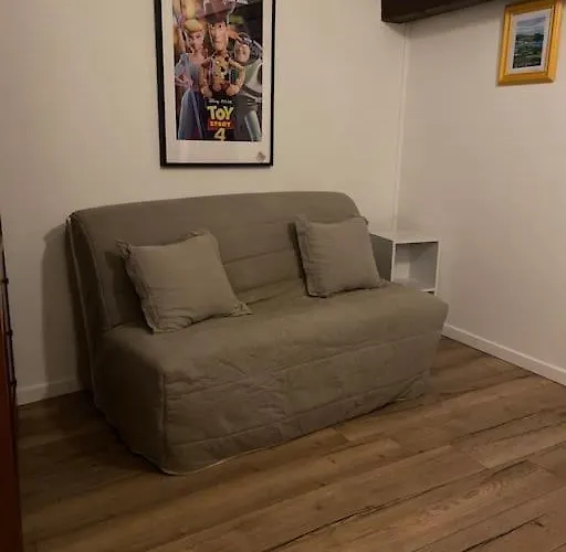 Holiday home Maison Toute Equipee